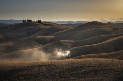 Prace w polu; fot. S. Adamczak, okfoto.pl