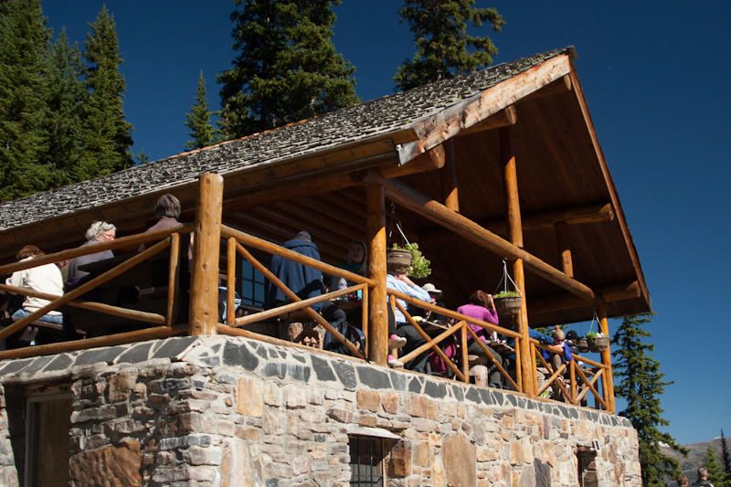 Schronisko Teahouse pod wzniesieniem Beehive (fot. Beata Muchowska)