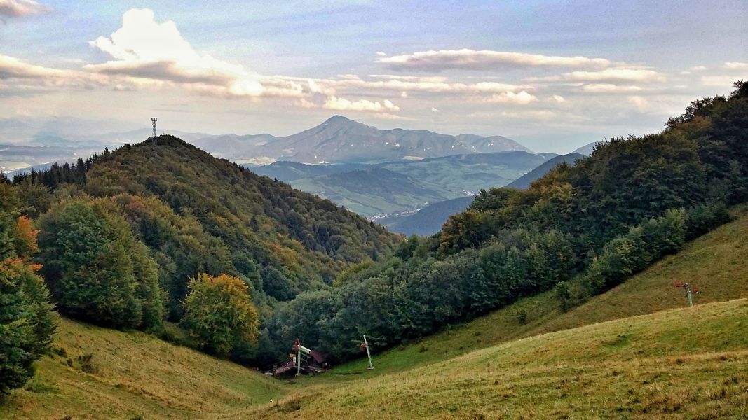 Widok z Malej Fatry na Wielki Chocz (fot. Paweł Klimek)