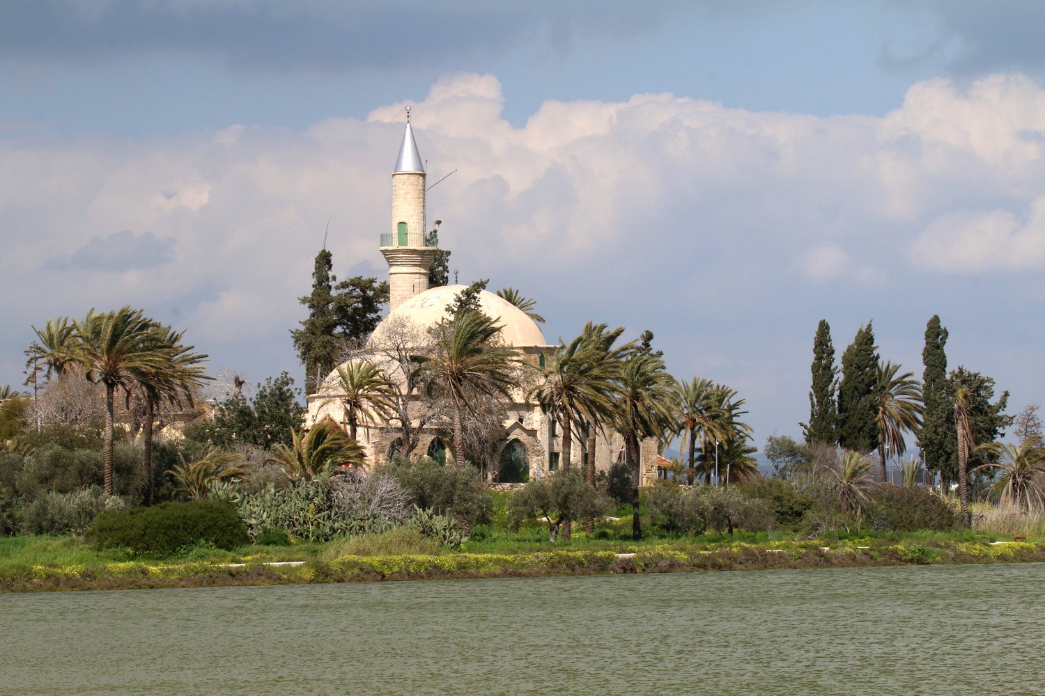 Meczet Hala Sultan Tekke (fot. T. Liptak)