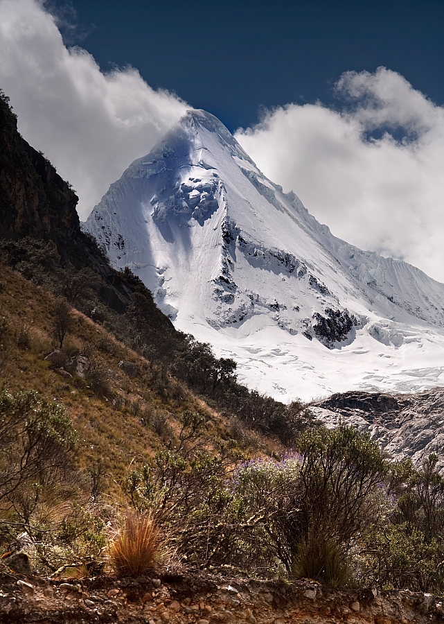 Nevado Artesonraju (fot. S.Adamczak, okfoto.pl)