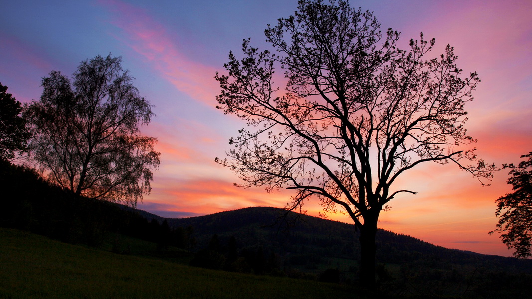 Wieczór w Górach Kaczawskich (fot. Paweł Klimek)