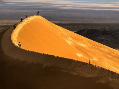 Śpiewająca wydma w Parku Narodowym „Ałtynemel” (fot. Sławomir Adamczak, okfoto.pl)