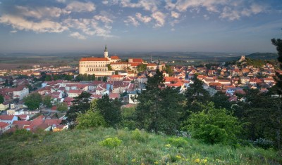 Panorama miasta Mikulov -  visitczechia.com