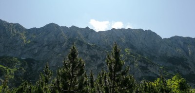 Pod ścianą Hajli (2401 n.p.m.) (fot. Adam Fijołek)