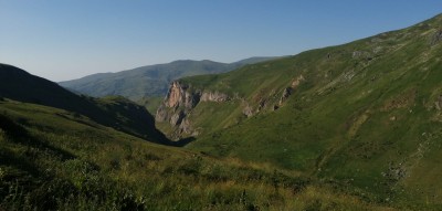 Tam gdzie na grzbiecie osła nie tylko tabaka... Powrót spod Wielkiej Rudoki. Dolina potoku Brod (fot. Adam Fijołek)