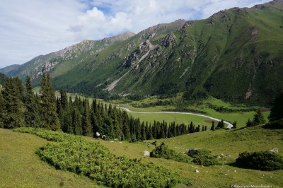 Dolina Ak-Suu Almaluu