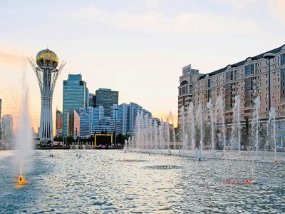 Astana, wieża Bajterek w centrum miasta