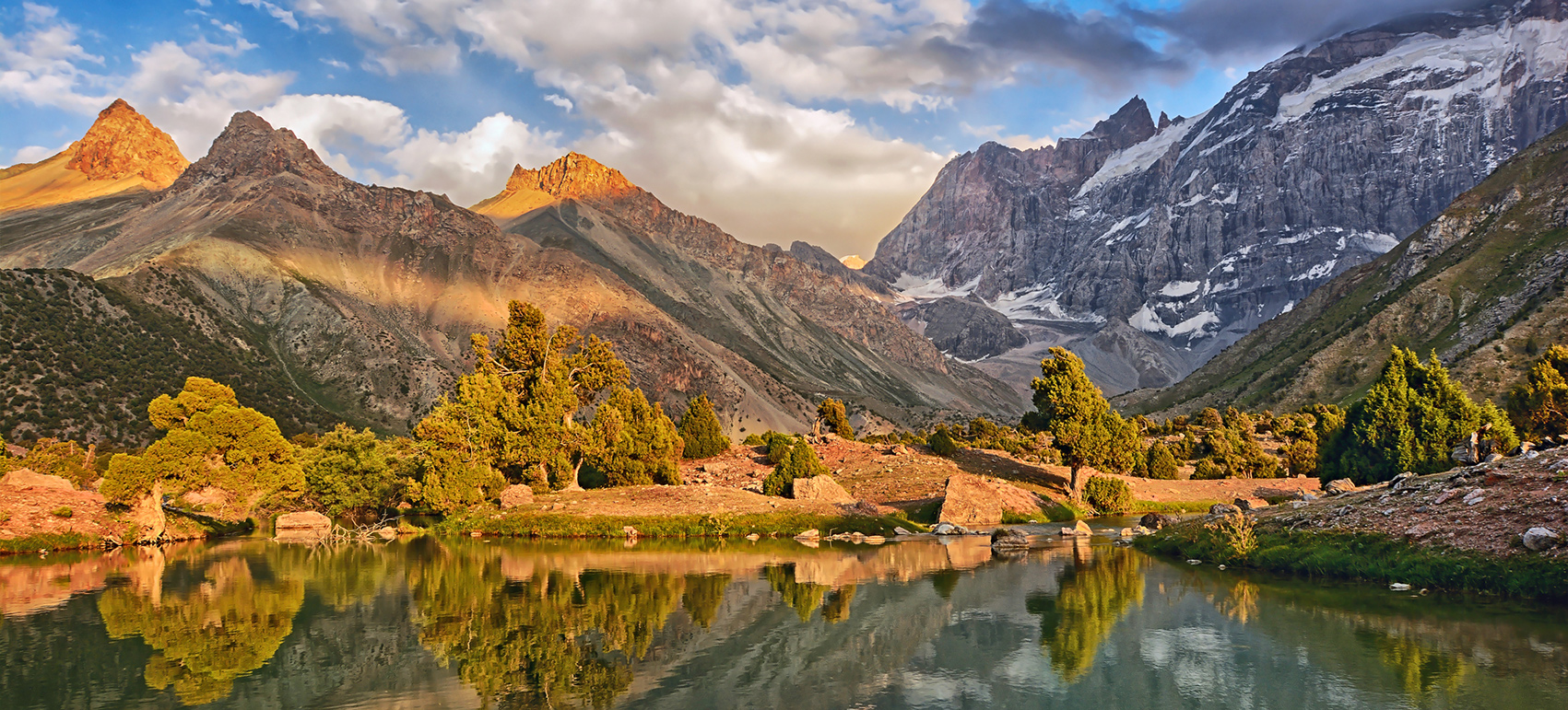 Doliną Zarafszanu w góry Fańskie