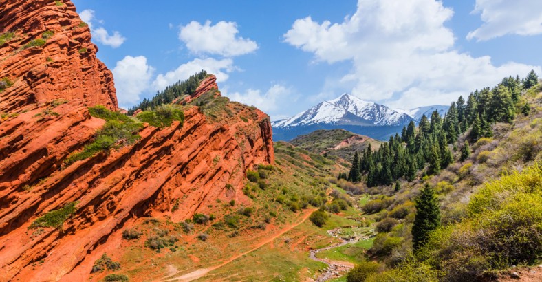 Tienszan – niebiańskie góry Kirgistanu